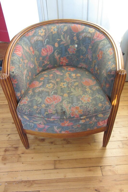 refaire un fauteuil tonneau tapissier à Bohars