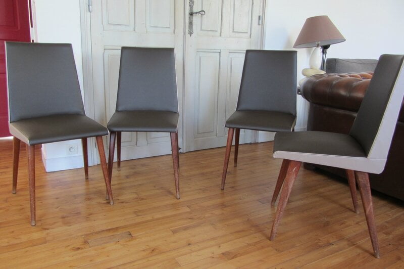 chaises de salle à manger ou de cuisine en skaï