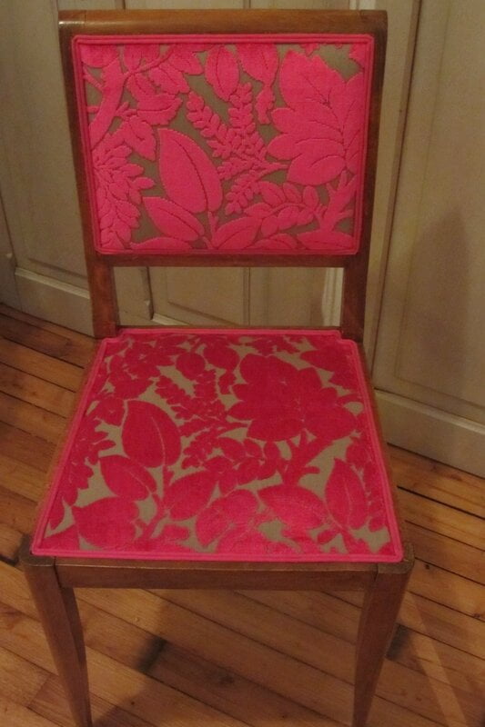 retapisser une chaise tapissier &agrave; Bohars