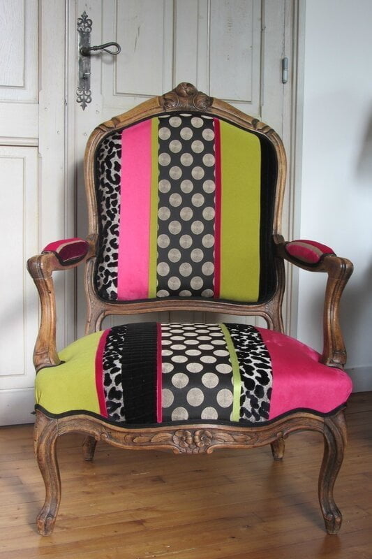 retapisser un fauteuil tapissier à Bohars