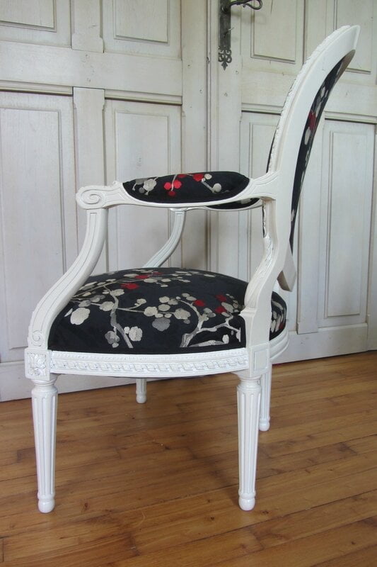 retapisser une chaise tapissier &agrave; Landerneau