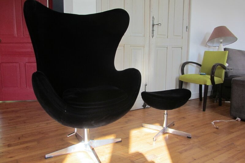 Fauteuil Egg A Jacobsen tapissier &agrave; Bohars c&ocirc;t&eacute; si&egrave;ges