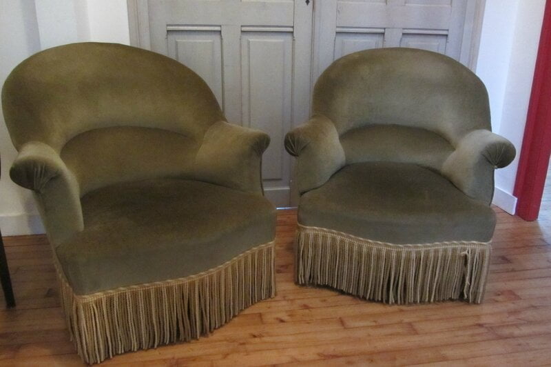 Restaurer une paire de crapauds à Brest tapissier d'ameublemet en Bretagne