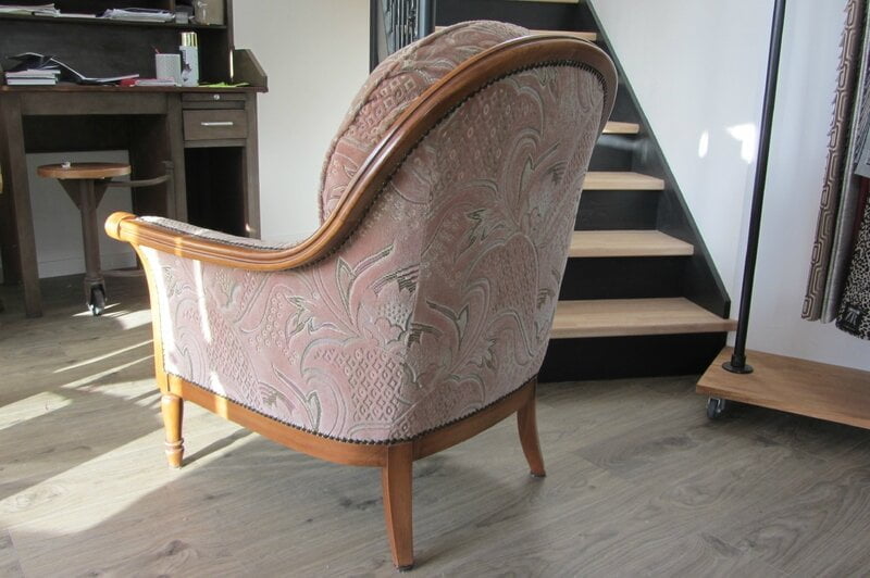 retapisser un fauteuil c&ocirc;t&eacute; si&egrave;ges