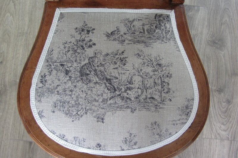chaise &agrave; vendre atelier c&ocirc;t&eacute; si&egrave;ges Bohars