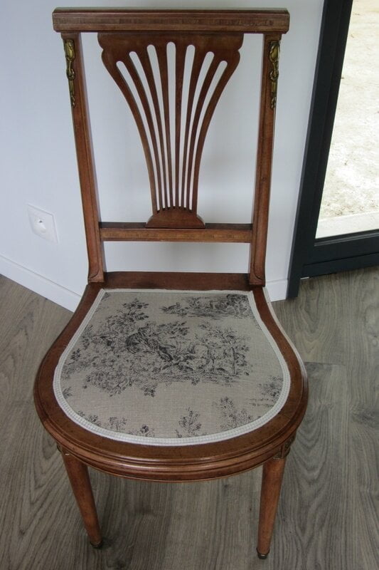 chaise style empire &agrave; vendre c&ocirc;t&eacute; si&egrave;ges
