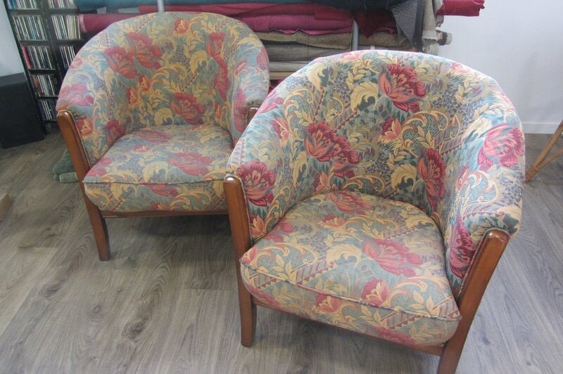 paire de fauteuils tonneaux