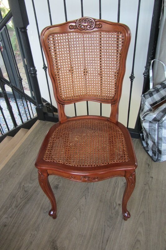 chaise cannée à retapisser