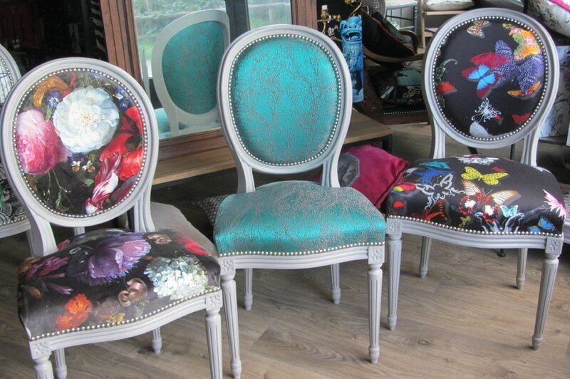 chaises de salle &agrave; manger