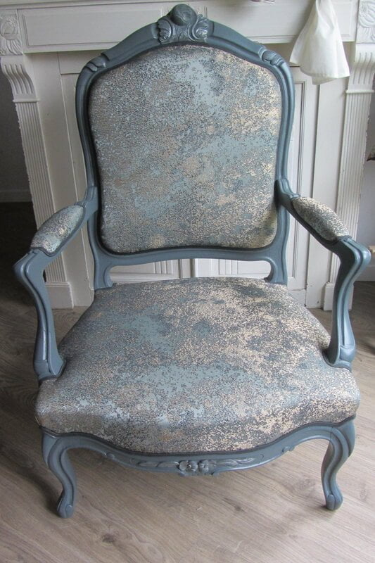 fauteuil &agrave; retapisser c&ocirc;t&eacute; si&egrave;ges