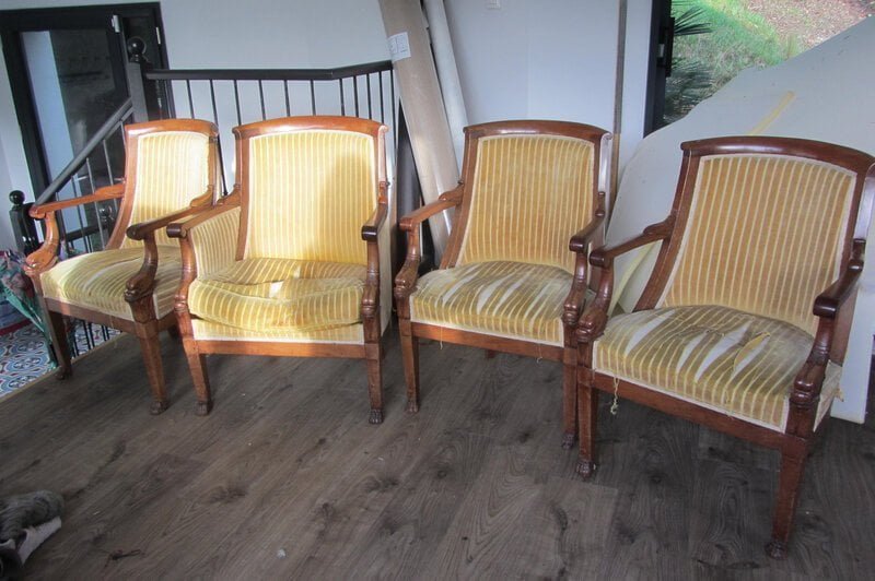 fauteuils Empire &agrave; retapisser