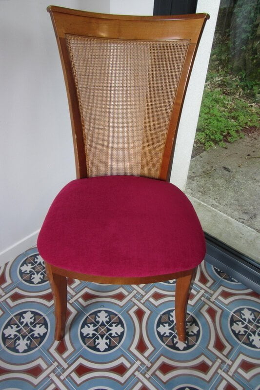 amara cassis tapisser une chaise