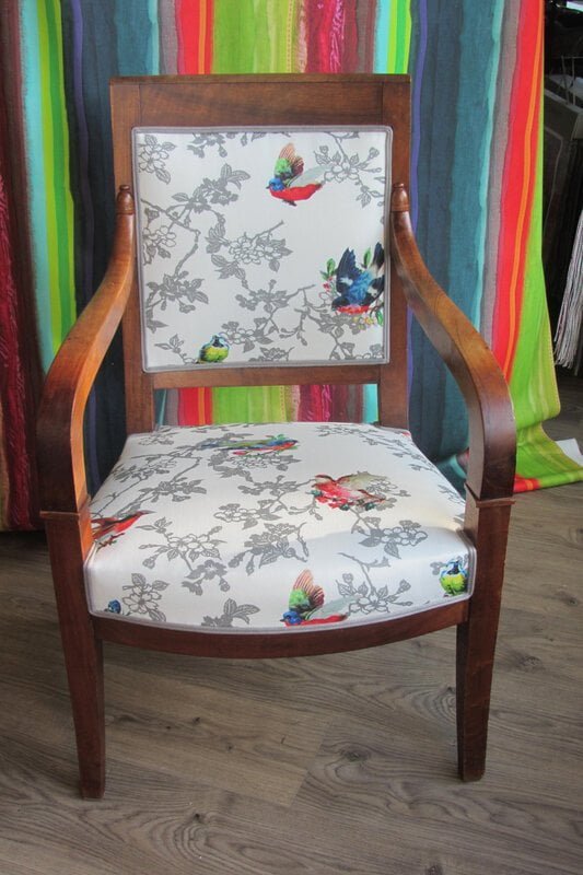 fauteuil restauration retapiss&eacute; c&ocirc;t&eacute; si&egrave;ges