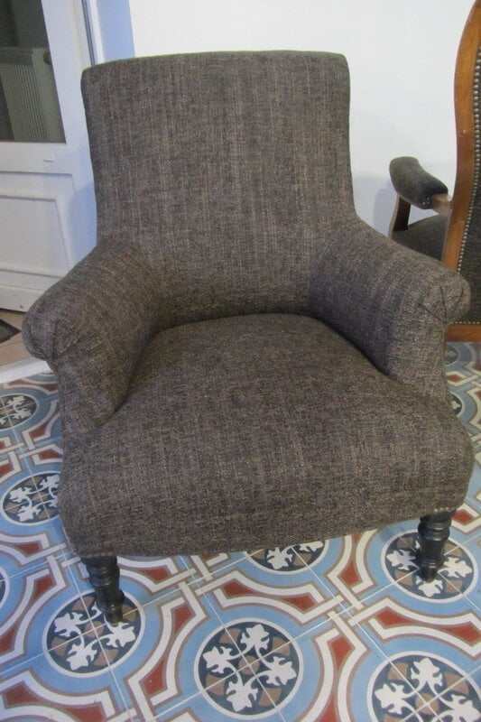 fauteuil anglais retapiss&eacute;