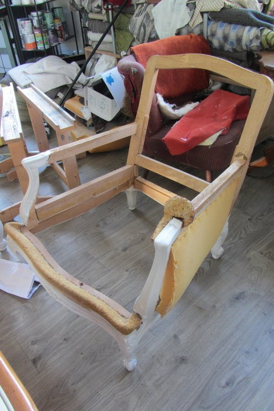 fauteuil bergère à retapisser (2)