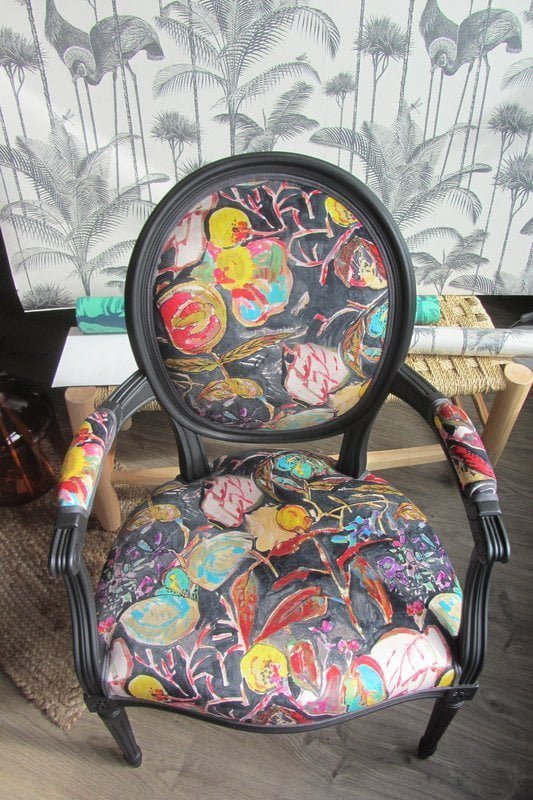 fauteuil repeint noir mat