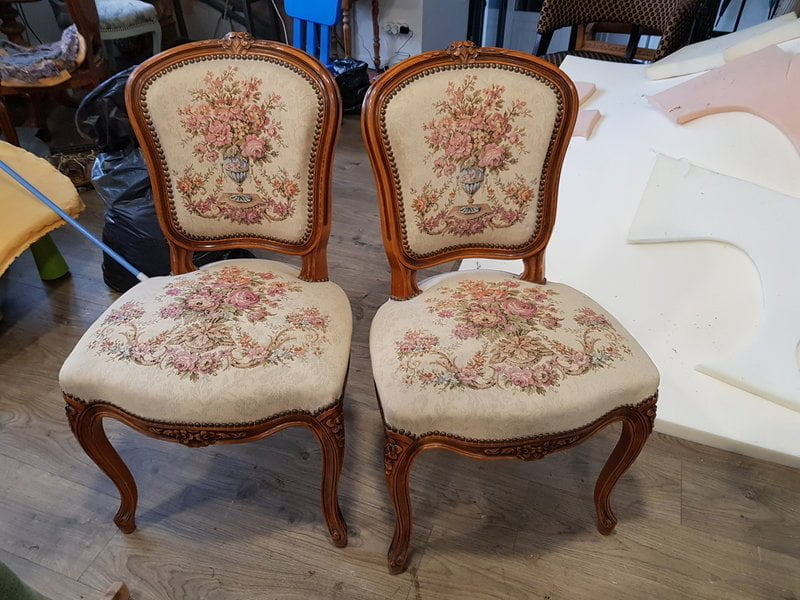 Chaises Louis XV &agrave; retapisser