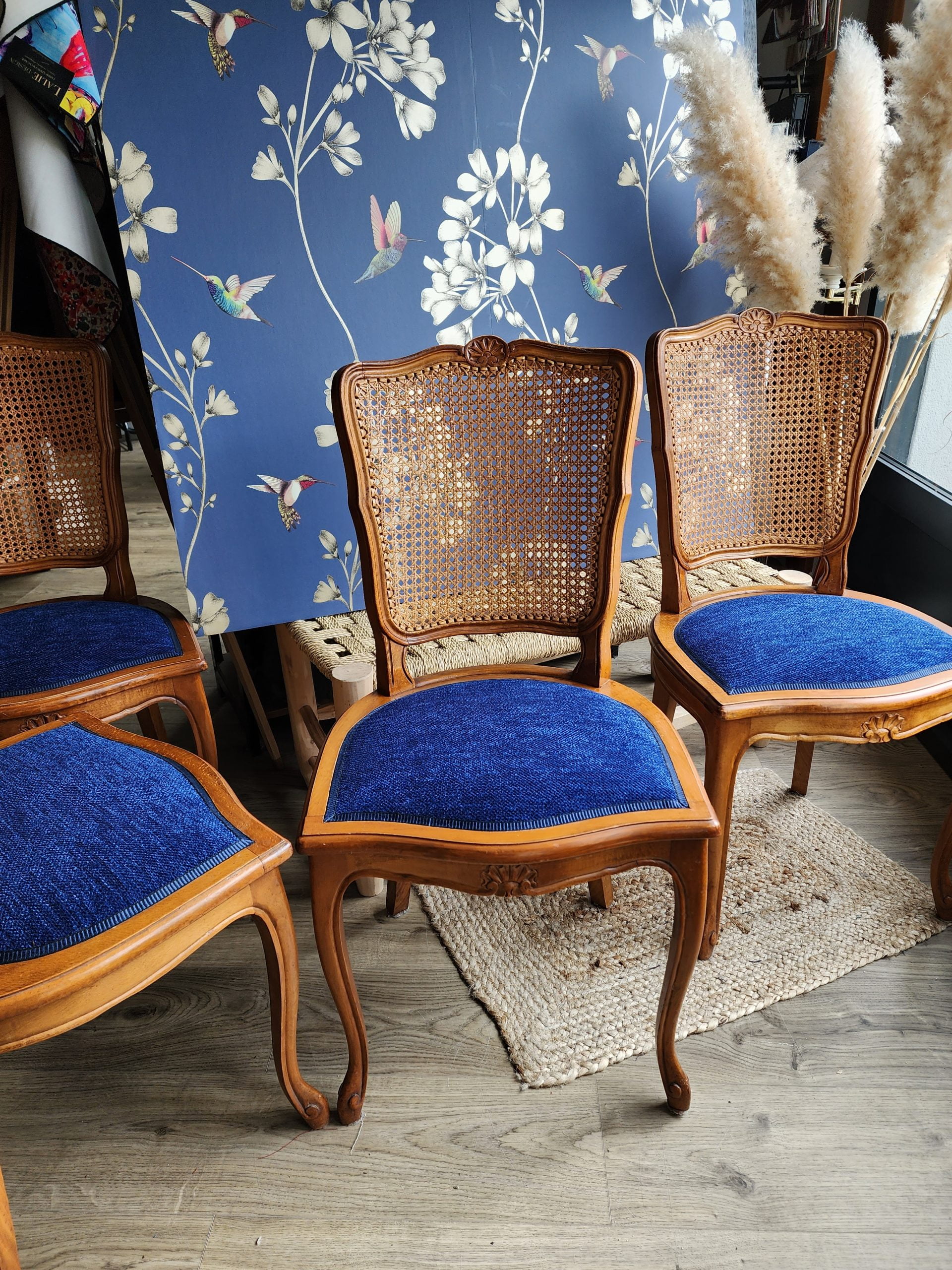 remplacer le cannage d'une chaise en assise tissu